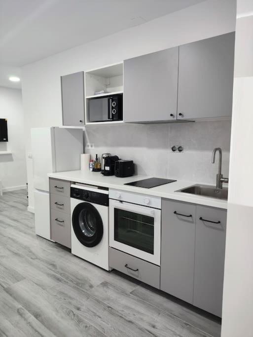 Apartment Santurce A1 Centro Wizink Feria Bernabeu Aeropuerto *